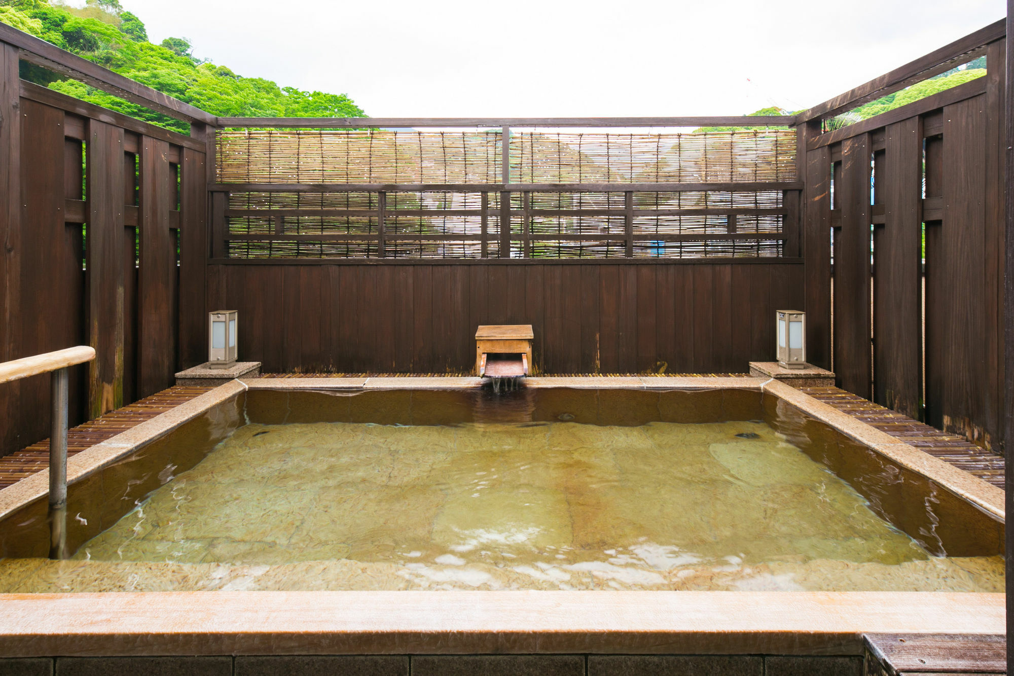 Yugawara Mizunokaori Hotel Exterior photo
